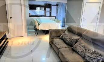 Imagem 2: Apto com 120m² úteis, transf. de 4 dorms. para 2 suítes, sala ampliada, 2 vagas