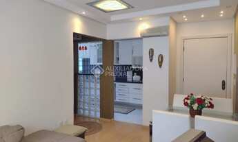 Imagem 2: PORTO ALEGRE - Apartamento Padrão - Partenon