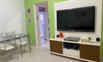 Imagem 2: Apartamento para venda possui 60 metros quadrados com 2 quartos em Glória - Rio de Janeiro
