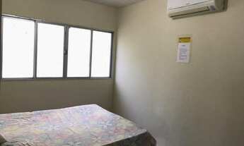 Imagem 7: Casa para venda tem 450 metros quadrados com 5 quartos