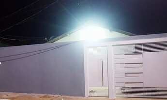 Imagem 3: Casa de condomínio térrea para venda possui 90 metros quadrados com 2 quartos