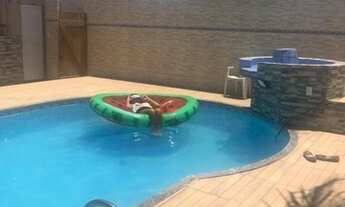 Imagem 2: Casa para Venda em Camaçari, Arembepe (Abrantes), 5 dormitórios, 2 suítes, 4 banheiros, 5