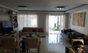 Imagem 4: Casa de condomínio para venda tem 300 metros quadrados com 4 quartos