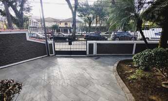 Imagem 4: Sobrado para venda possui 260 metros quadrados com 3 quartos em Marapé - Santos - SP