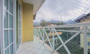 Imagem 2: Cobertura, duplex, sala com varanda, três quartos sendo duas suítes, uma suíte com varan