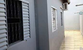 Imagem 4: Casa com 3 quartos no Jardim Ferraz