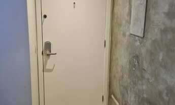 Imagem 3: Apartamento repleto de armários embutidos. Com duas vagas de garagem. Prédio com lazer tot