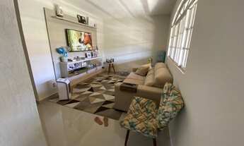 Imagem 2: Casa com 3 quartos um sendo suíte, toda reformada com porcelanato no Valparaiso 1 Etapa D