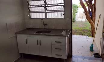 Imagem 4: Casa para aluguel tem 30 metros quadrados com 1 quarto em Chácara Inglesa - São Paulo - SP