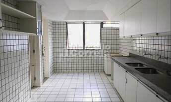 Imagem 2: Vendo apartamento de 170m² no Edf. São Francisco de Assis em Boa Viagem