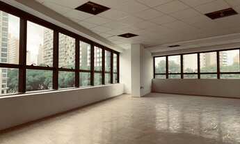 Imagem: CONJUNTO/SALA COMERCIAL à venda com 261m²