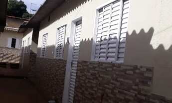 Imagem 3: Urgente! Oportunidade Única! Vendo Imóvel com 9 Casas Alugadas, r$3.670, Mês 1,4% Retorno!