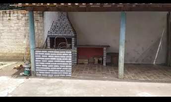 Imagem 2: Casa A Venda bem ampla com churrasqueira e piscina