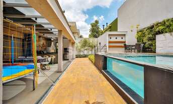 Imagem 4: Casa de condomínio sobrado para aluguel possui 490 metros quadrados com 4 quartos