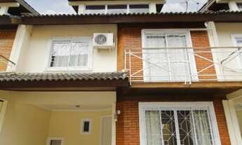 Imagem: Sobrado em Santa Felicidade com 03 quartos