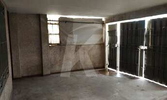 Imagem 3: Casa com 3 quartos e 2 vagas de garagem cobertad