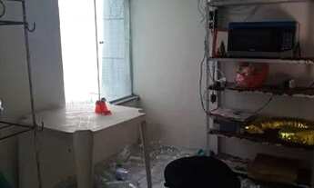 Imagem 6: ! Casa com ponto comercial