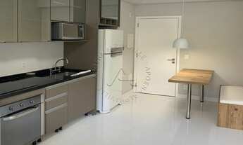 Imagem 3: Apartamento semi mobiliado em Alphaville