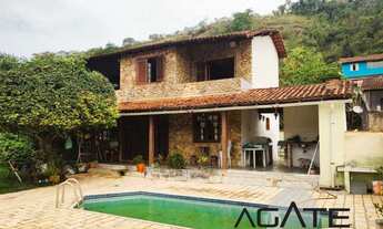 Imagem 1: Agatê Imóveis vende Excelente Casa Duplex de 294 m² em Rua Fechada - Piratininga - Niterói