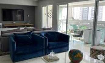 Imagem 2: Apartamento reformado e mobiliado com 155 m², 3 suítes, 3 vagas