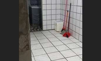 Imagem 6: Casa para aluguel possui 120 metros quadrados com 4 quartos em San Martin - Recife - PE