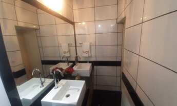 Imagem 7: Casa para venda tem 230 metros quadrados com piscina, b. Brasil - Uberlândia - MG