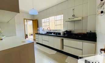 Imagem 5: Casa de Condomínio à Venda no Amazonas com 3 Quartos por R$ 650.000