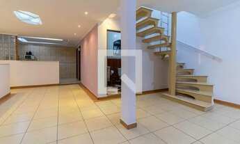 Imagem 4: Casa para Aluguel - Itaquera, 3 Quartos, 250 m2