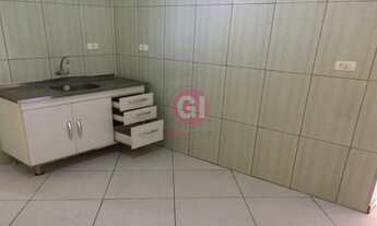 Imagem 4: ALUGA. CASA. 1 QUARTO SALA COZINHA BANHEIRO E GARAGEM COBERTA. PARQUE MEIA LUA