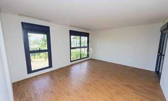 Imagem 6: Casa de condomínio para venda possui 210 metros quadrados com 3 quartos