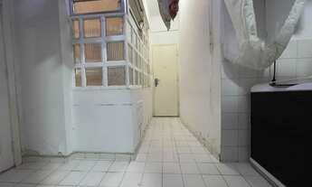 Imagem 6: Apartamento a venda em Copacabana tem 163m² com 3 quartos sendo 1 suíte, mais dependência