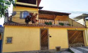 Imagem 4: Casa a venda possui 228 metros quadrados com 4 quartos em Nilópolis - RJ