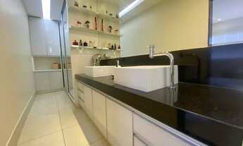 Imagem 5: Casa de condomínio sobrado para venda tem 328 metros quadrados com 3 quartos