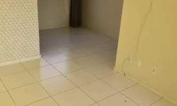 Imagem 2: Imóvel com 2/4, em condomínio na Av. Artemia Pires, Bairro SIM