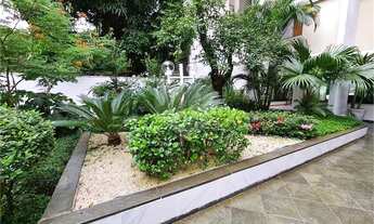 Imagem: Pinheiros. 2 dorms com sacada e vaga fixa!