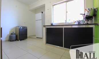 Imagem 7: Apartamento à Venda no Bairro Jardim Mugnaini com 2 Quartos por R$ 150.000