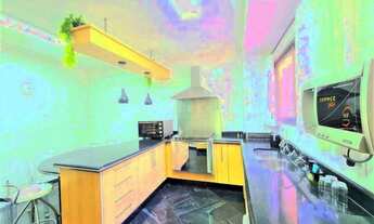 Imagem 5: Apartamento para aluguel possui 203 metros quadrados com 4 quartos