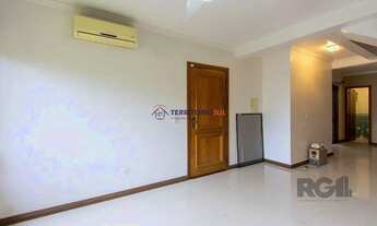 Imagem 7: Casa de alvenaria, 3 dormitórios, 1 suíte e pátio com piscina, bairro Espírito Santo