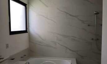 Imagem 3: Casa à venda em Santana de Parnaíba, Alphaville, com 4 suítes, com 275 m², Burle Marx