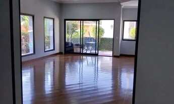 Imagem 2: Casa à venda em Santana de Parnaíba, Alphaville, com 5 quartos, com 300 m², Residencial No