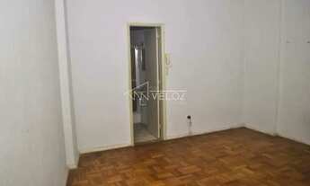 Imagem 2: Kitnet/Conjugado : / Residencial / Centro