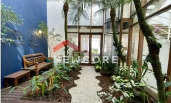 Imagem: Casa de condomínio em Avenida Marjory da