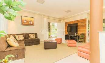 Imagem 2: LINDA CASA EM FLORIANÓPOLIS AO LADO DO MERCADO SÃO JORGE