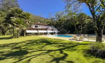 Imagem: Casa para venda com 6 quartos, 36000m²