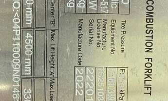 Imagem 5: Empilhadeira capacidade de carga: 4 tonelas, Ano 2022, 376 horas de uso apenas, revisada