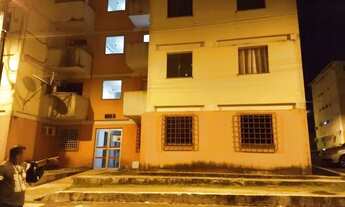 Imagem 3: Apto: 2 quartos; Wc social; Sala; Cozinha; 1 vaga de garagem. BR 316 km 60, Castanhal-PA