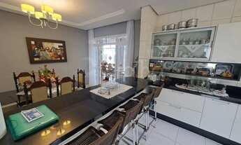 Imagem 4: Casa com 5 quartos e piscina a 5 minutos da Lagoa da Conceição