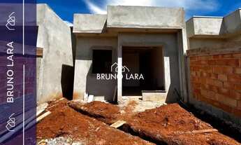 Imagem: Casa à venda no bairro Atenas - Igarapé/MG