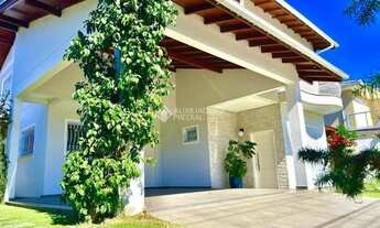 Imagem 5: Imóvel para aluguel possui 200 metros quadrados com 3 quartos