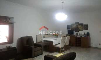 Imagem 2: Casa em Rua Tatuhi - Santa Lúcia - Belo Horizonte/MG